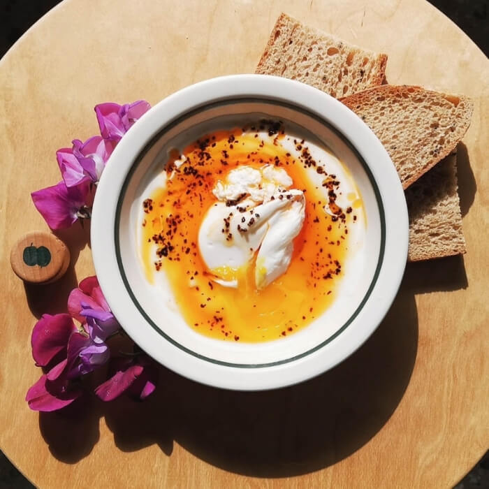 Cilbir ( Poached Eggs with Yoghurt) – Colive